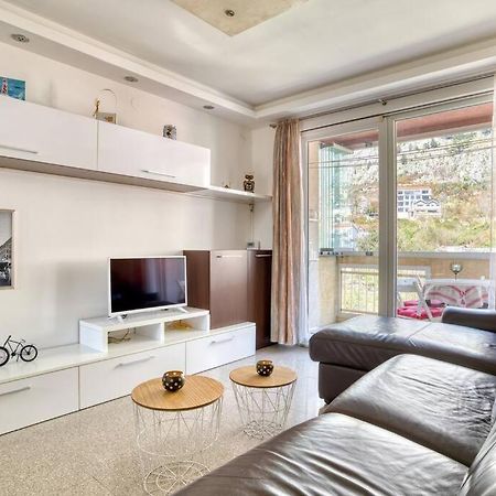 Cozy Nest Apartment- Central And Seaboard With Elevator Kotor Exterior photo