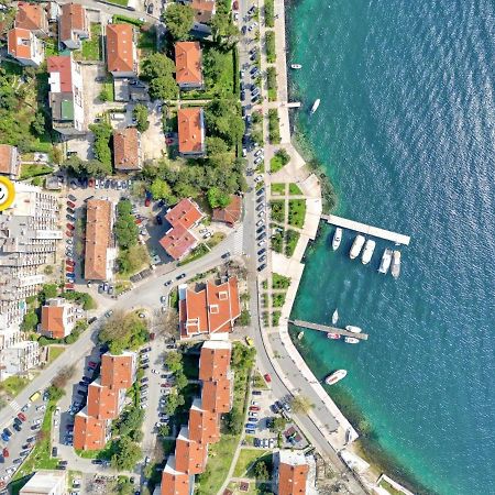 Cozy Nest Apartment- Central And Seaboard With Elevator Kotor Exterior photo