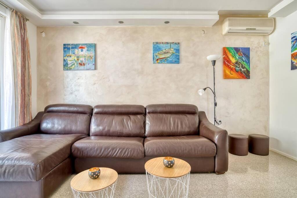 Cozy Nest Apartment- Central And Seaboard With Elevator Kotor Exterior photo