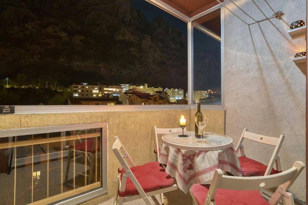 Cozy Nest Apartment- Central And Seaboard With Elevator Kotor Exterior photo